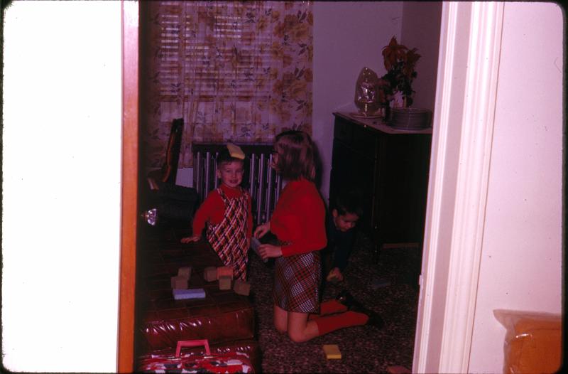 Christmas 1969, 1970, Halloween 1969 3200dpi 069.jpg - Xmas 1970